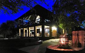 Rhinos Rest